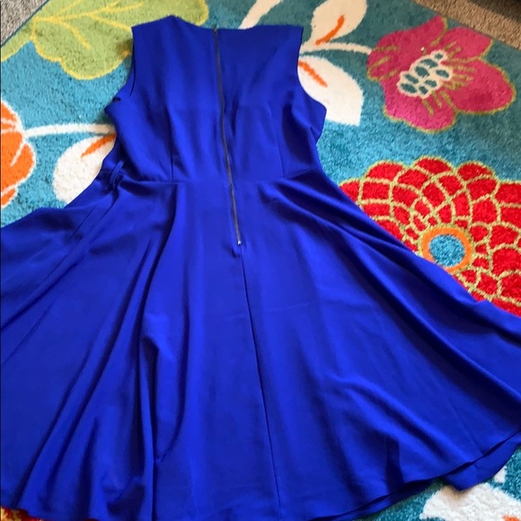 City Chic NWT Royal blue dress - Picture 4 of 7
